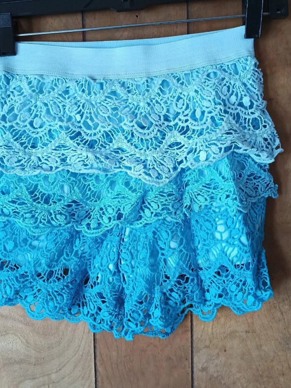 Xhilaration Lace Shorts girls Size L Blue Tiered Ruffle Elastic Waist Cotton